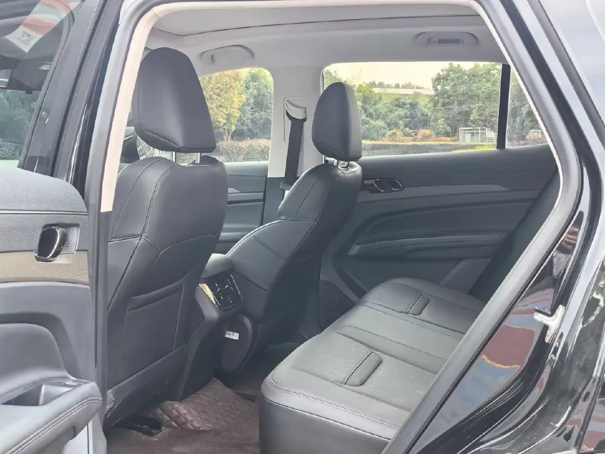 2023 Ford Equator Sport 1.5T 170HP L4 7DCT,autocango,china used car exporter,china ev exporter,chinese used car exporter,chinese used ev exporter