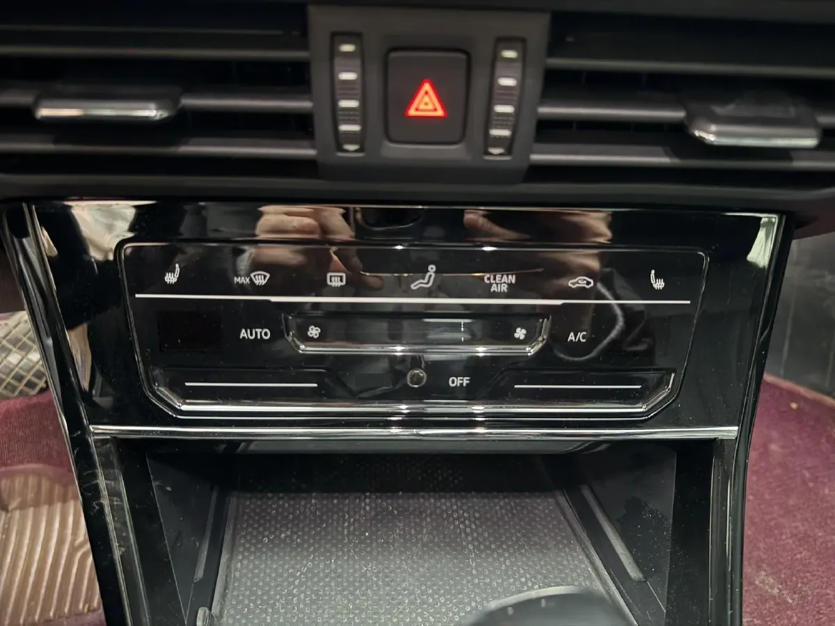 2022 Skoda Kodiak GT 2.0T 186HP L4 7DCT,autocango,china used car exporter,china ev exporter,chinese used car exporter,chinese used ev exporter