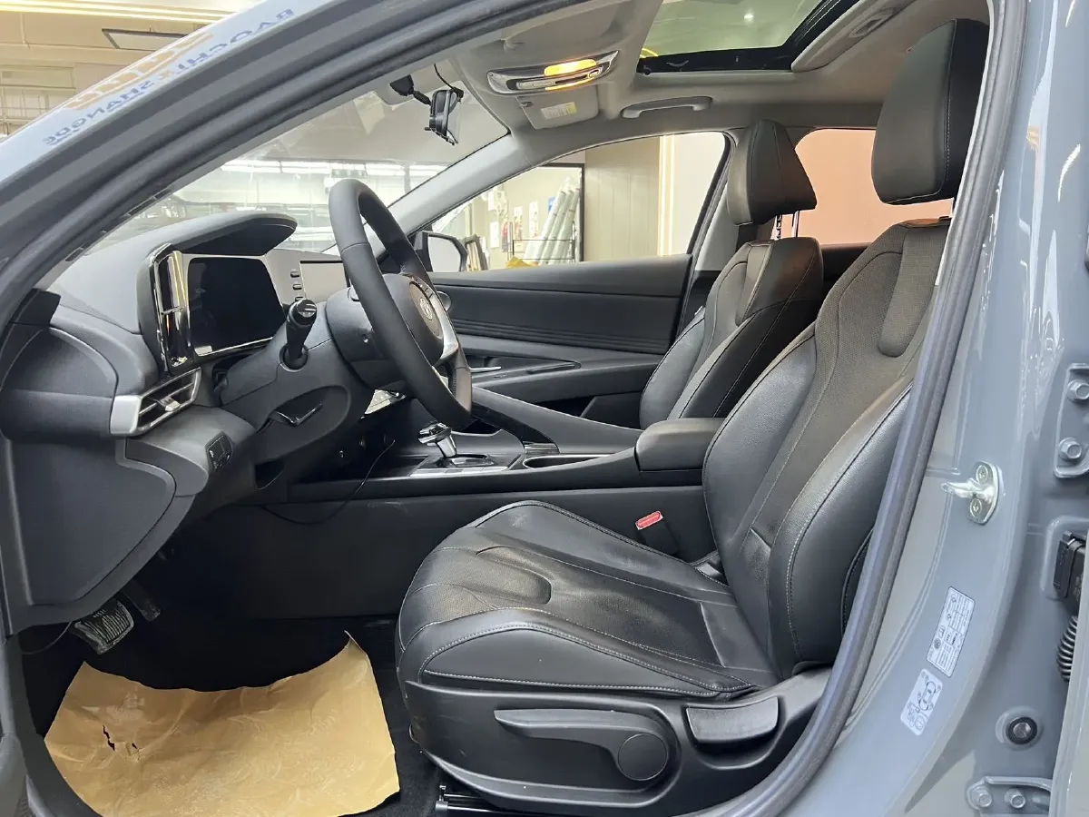 2021 Hyundai Elantra 1.5L 115HP L4 CVT,autocango,china used car exporter,china ev exporter,chinese used car exporter,chinese used ev exporter