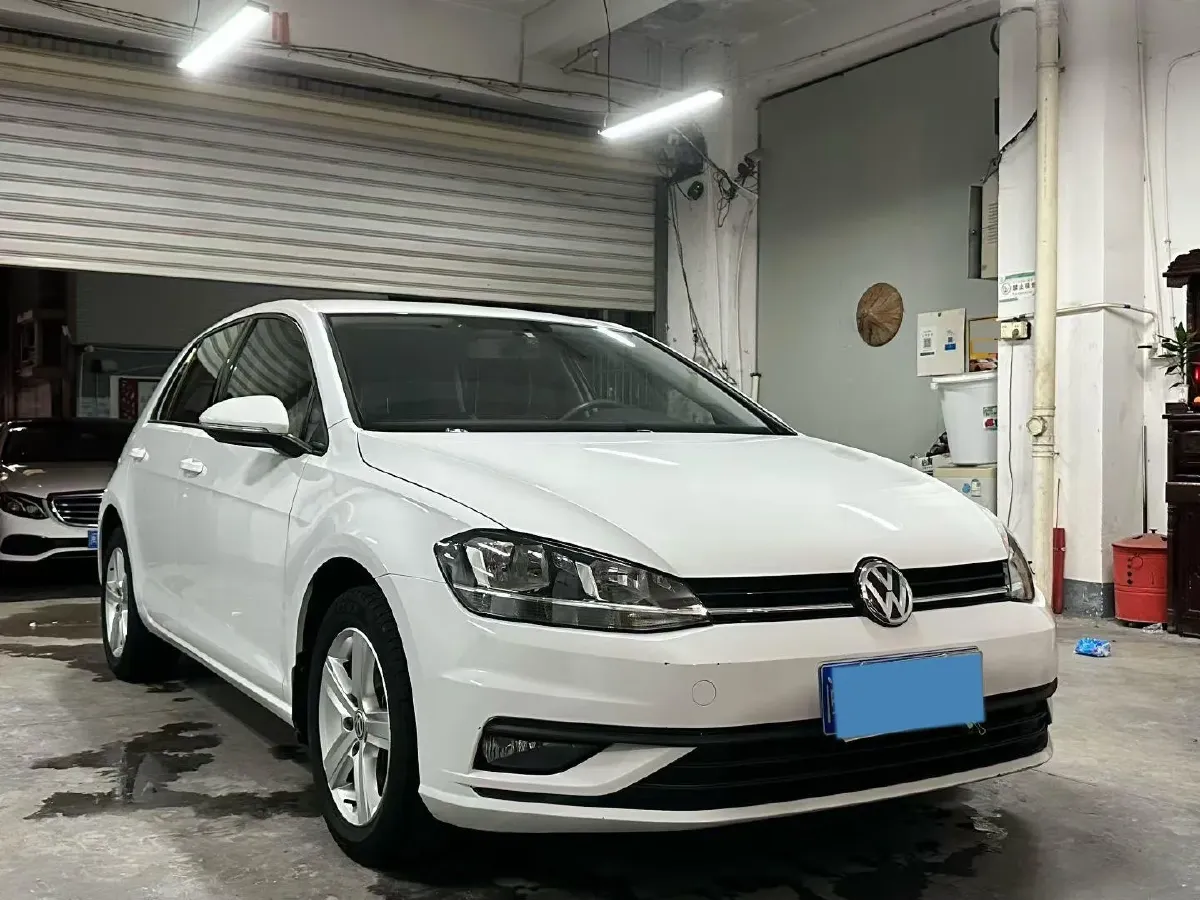 2018 Volkswagen Golf 1.6L 110HP L4 6AT,autocango,china used car exporter,china ev exporter,chinese used car exporter,chinese used ev exporter