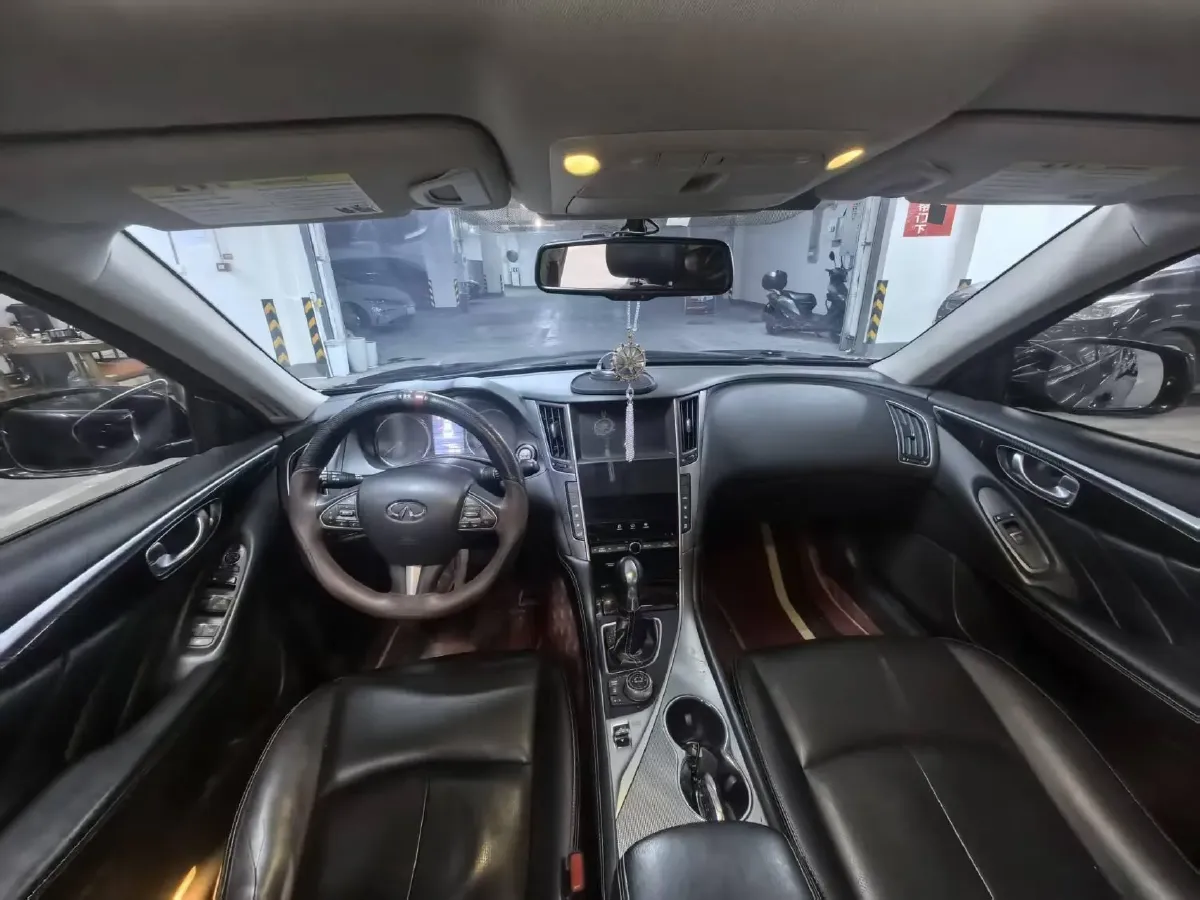 2016 Infiniti Q50L 2.0T 211HP L4 7AT,autocango,china used car exporter,china ev exporter,chinese used car exporter,chinese used ev exporter