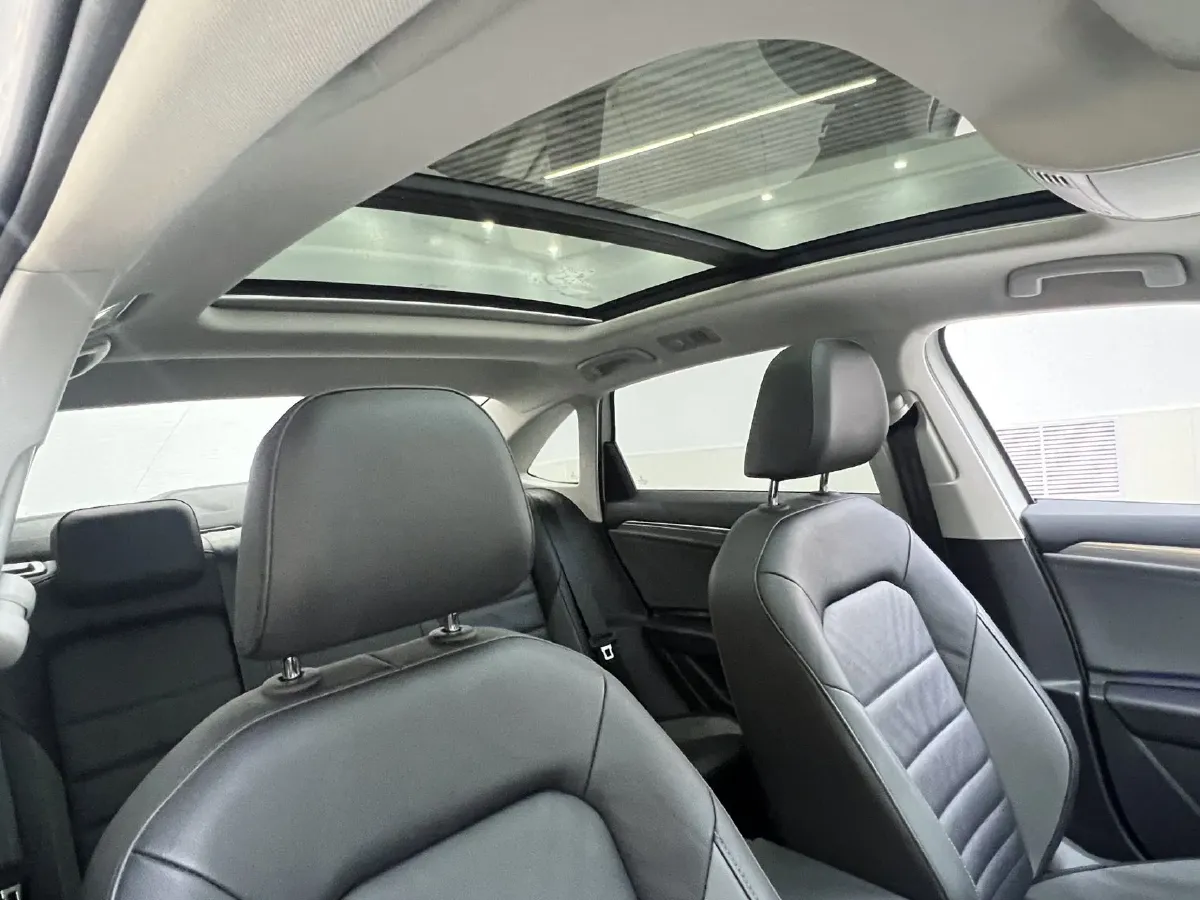 2021 Volkswagen Sagitar 1.4T 150HP L4 7DCT,autocango,china used car exporter,china ev exporter,chinese used car exporter,chinese used ev exporter