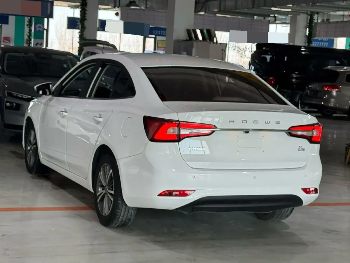 2019 Roewe i5 1.5L 120HP L4 CVT,autocango,china used car exporter,china ev exporter,chinese used car exporter,chinese used ev exporter
