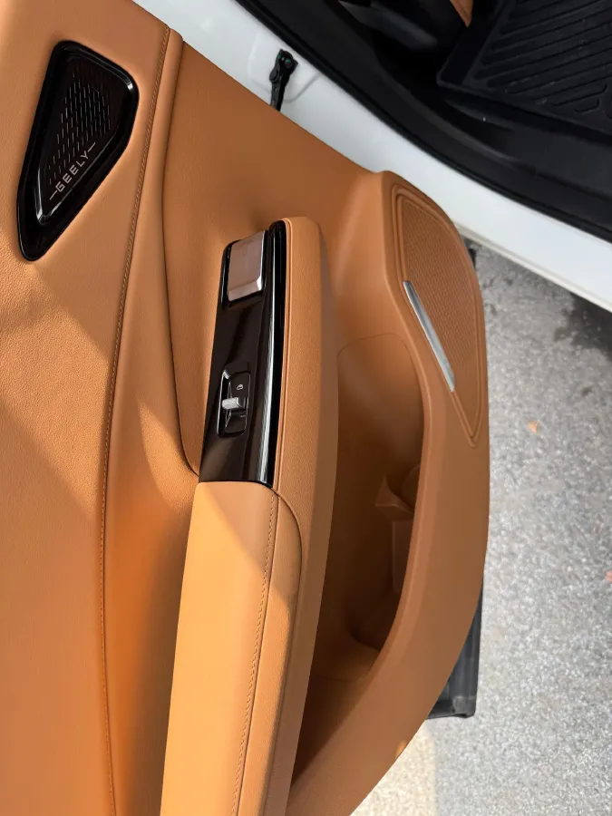 2025 BYD Sea Lion 05 DM-i 1.5L 101HP L4 E-CVT PHEV 18.3KWH,autocango,china used car exporter,china ev exporter,chinese used car exporter,chinese used ev exporter