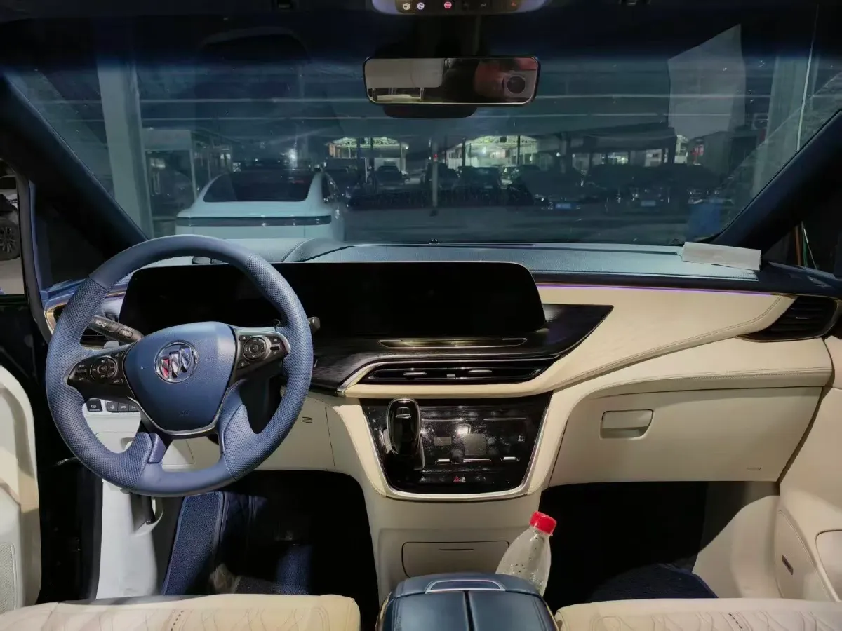 2020 Buick GL8 2.0T 237HP L4 9AT,autocango,china used car exporter,china ev exporter,chinese used car exporter,chinese used ev exporter