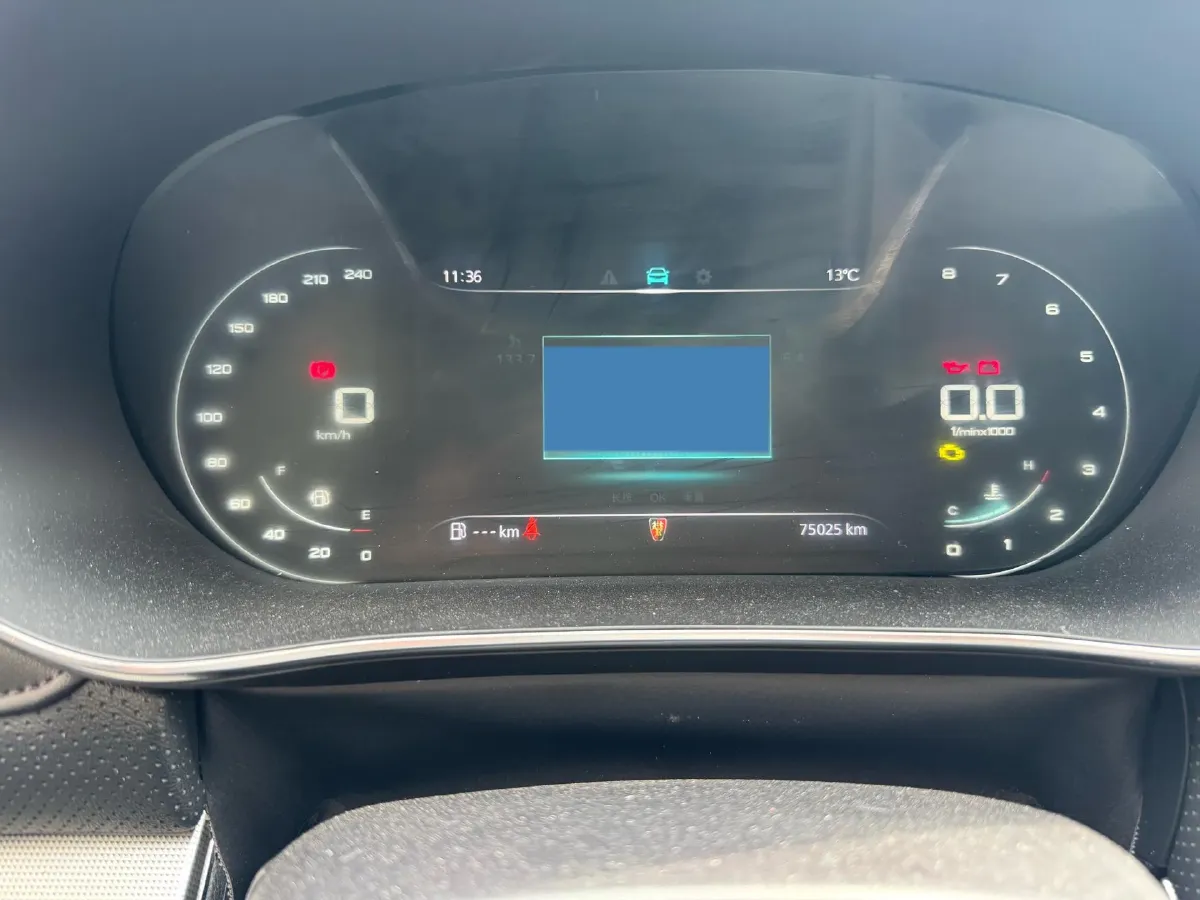 2019 Roewe RX5 MAX 1.5T 173HP L4 6MT,autocango,china used car exporter,china ev exporter,chinese used car exporter,chinese used ev exporter