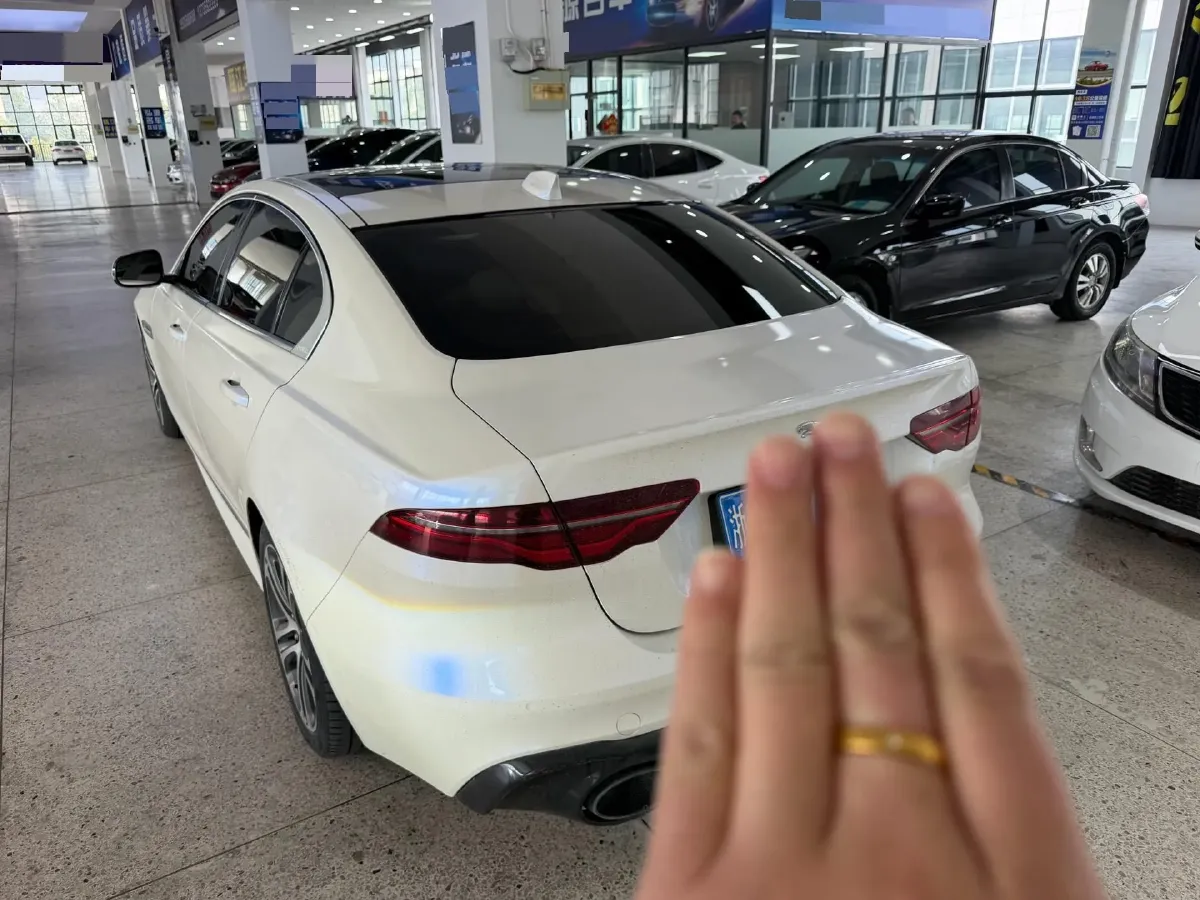 2024 Jaguar XEL 2.0T 250HP L4 8AT,autocango,china used car exporter,china ev exporter,chinese used car exporter,chinese used ev exporter