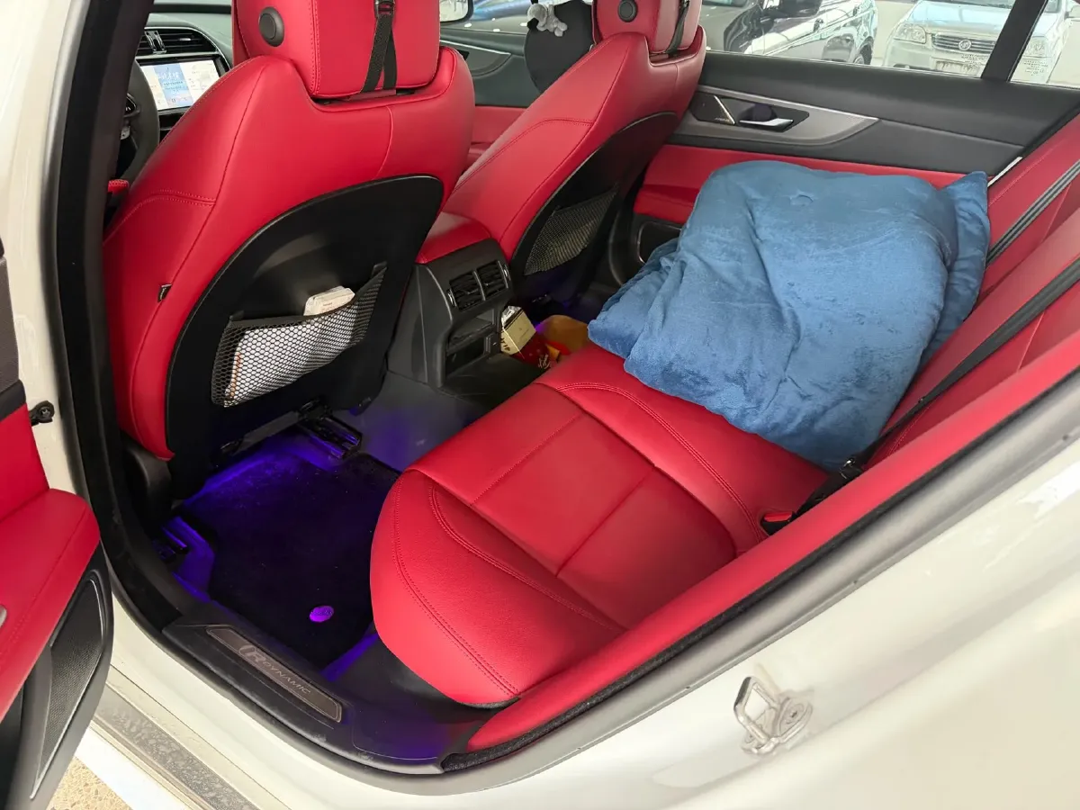 2024 Jaguar XEL 2.0T 250HP L4 8AT,autocango,china used car exporter,china ev exporter,chinese used car exporter,chinese used ev exporter