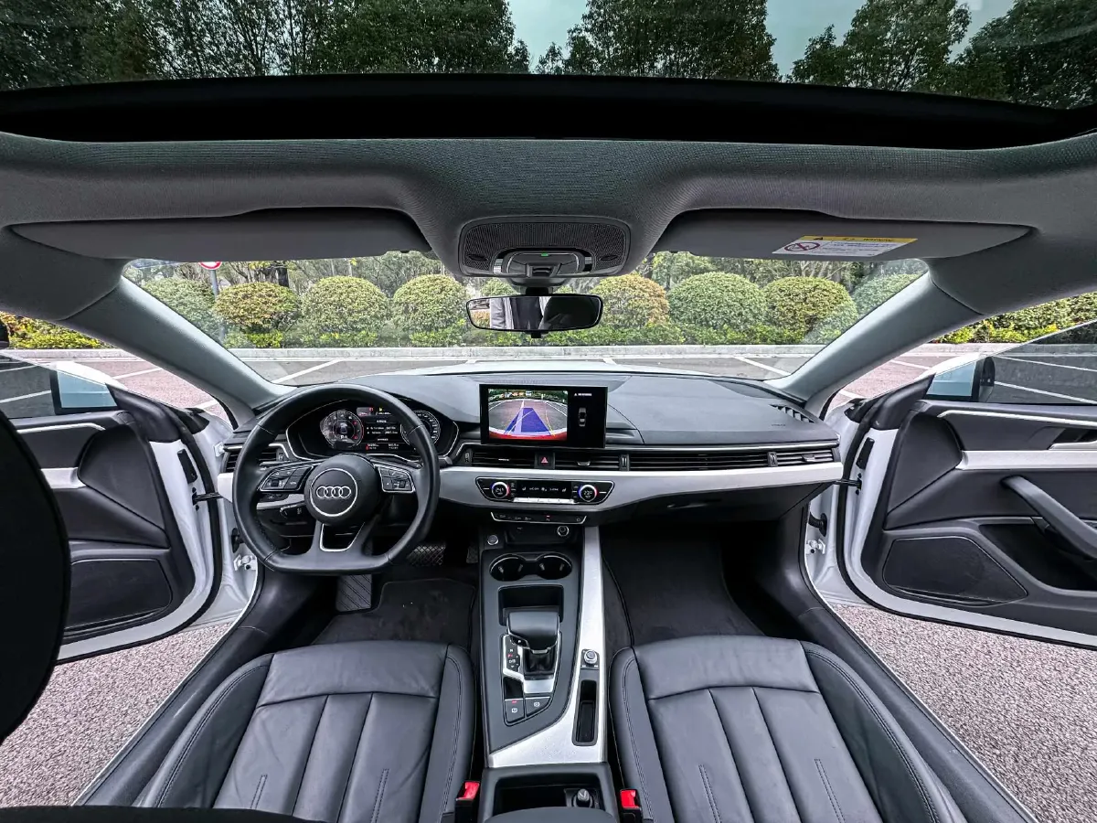 2021 Audi A5 2.0T 204HP L4 7DCT,autocango,china used car exporter,china ev exporter,chinese used car exporter,chinese used ev exporter