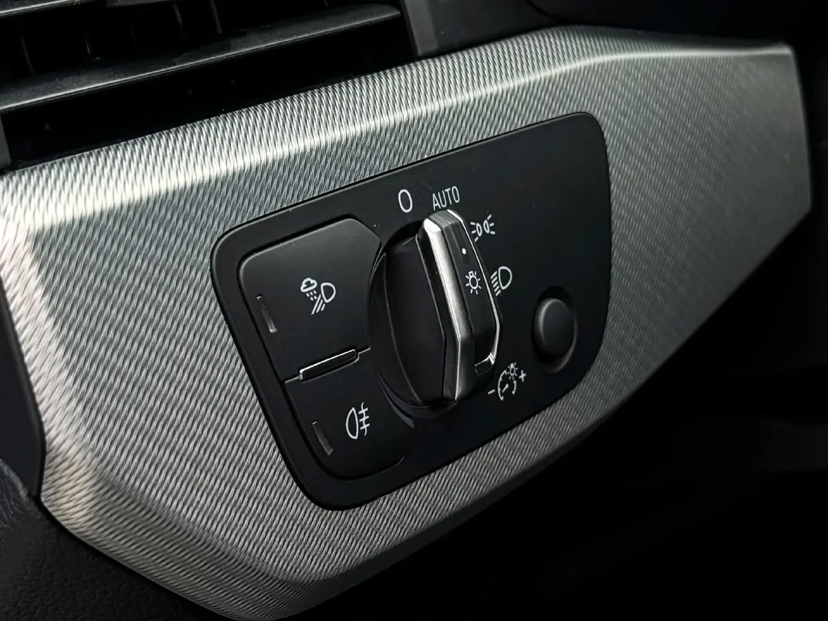 2021 Audi A5 2.0T 204HP L4 7DCT,autocango,china used car exporter,china ev exporter,chinese used car exporter,chinese used ev exporter