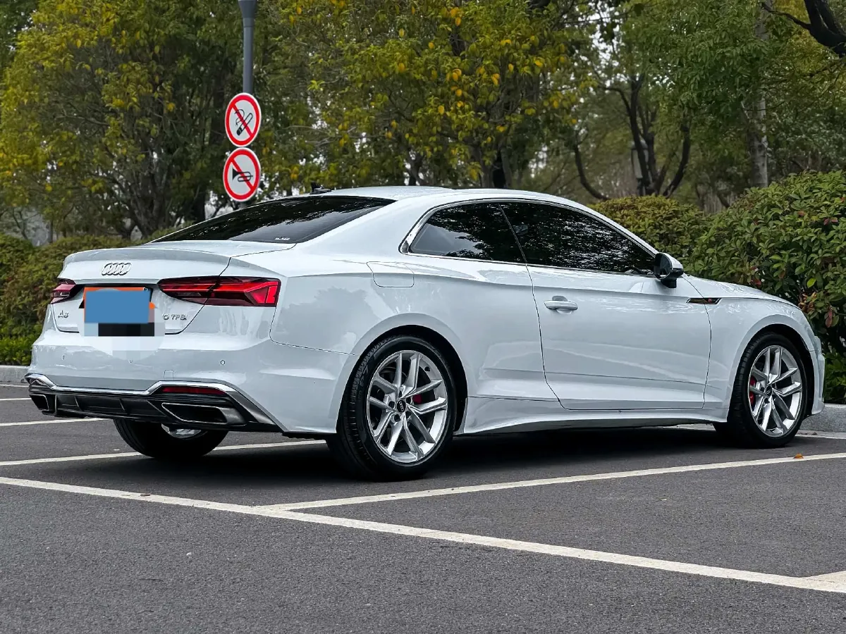 2021 Audi A5 2.0T 204HP L4 7DCT,autocango,china used car exporter,china ev exporter,chinese used car exporter,chinese used ev exporter