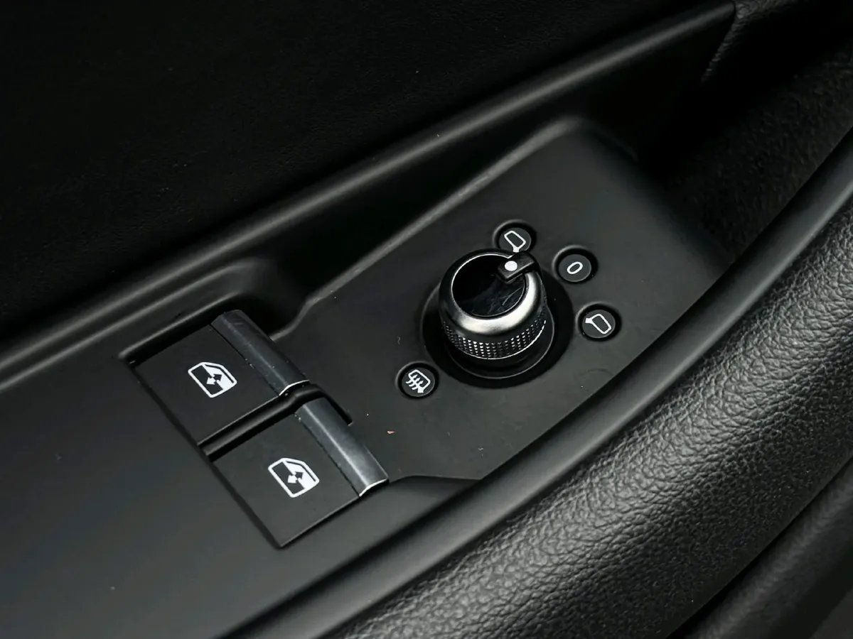 2021 Audi A5 2.0T 204HP L4 7DCT,autocango,china used car exporter,china ev exporter,chinese used car exporter,chinese used ev exporter