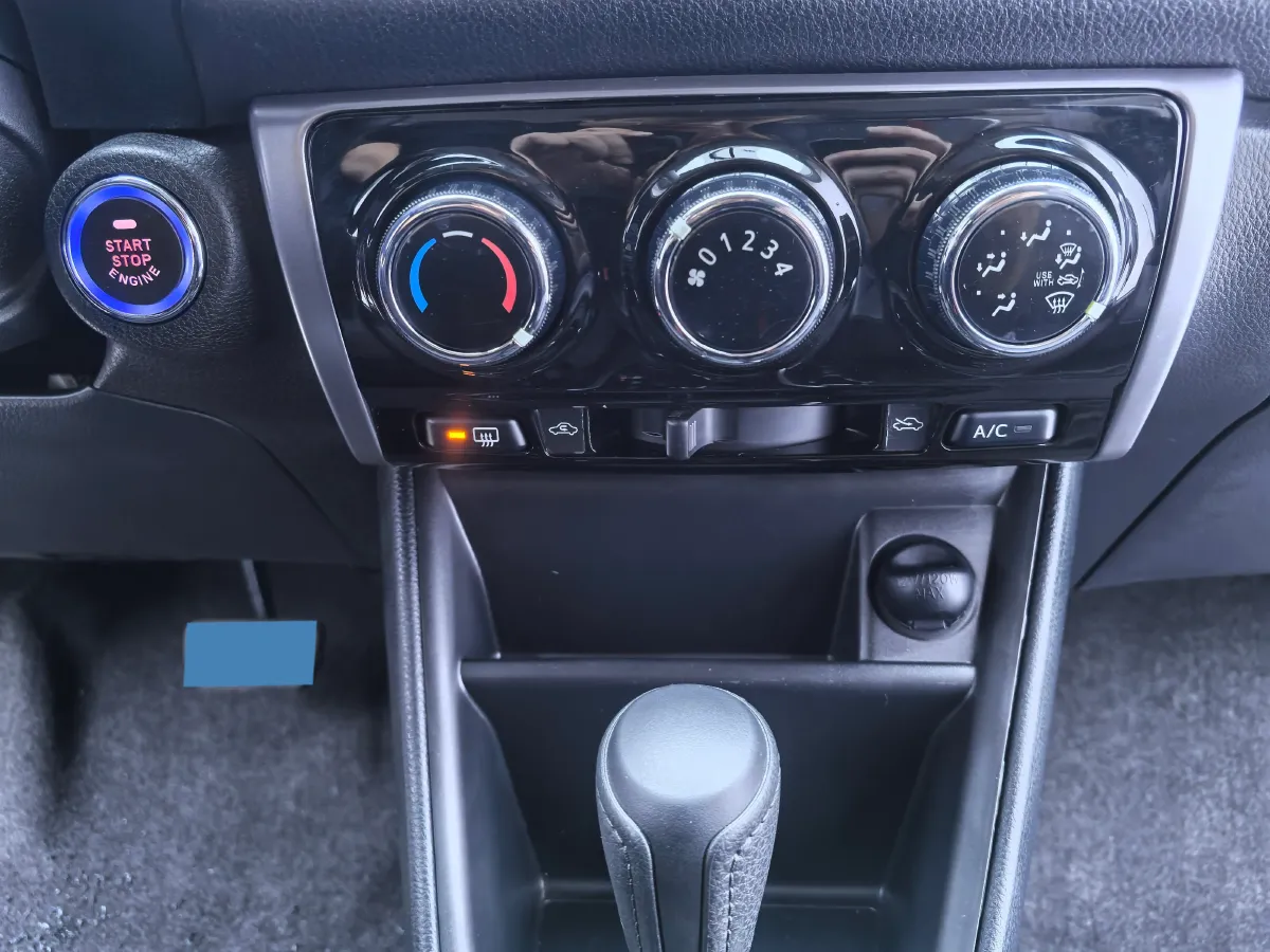 2021 Toyota Yaris L 1.5L 112HP L4 CVT,autocango,china used car exporter,china ev exporter,chinese used car exporter,chinese used ev exporter