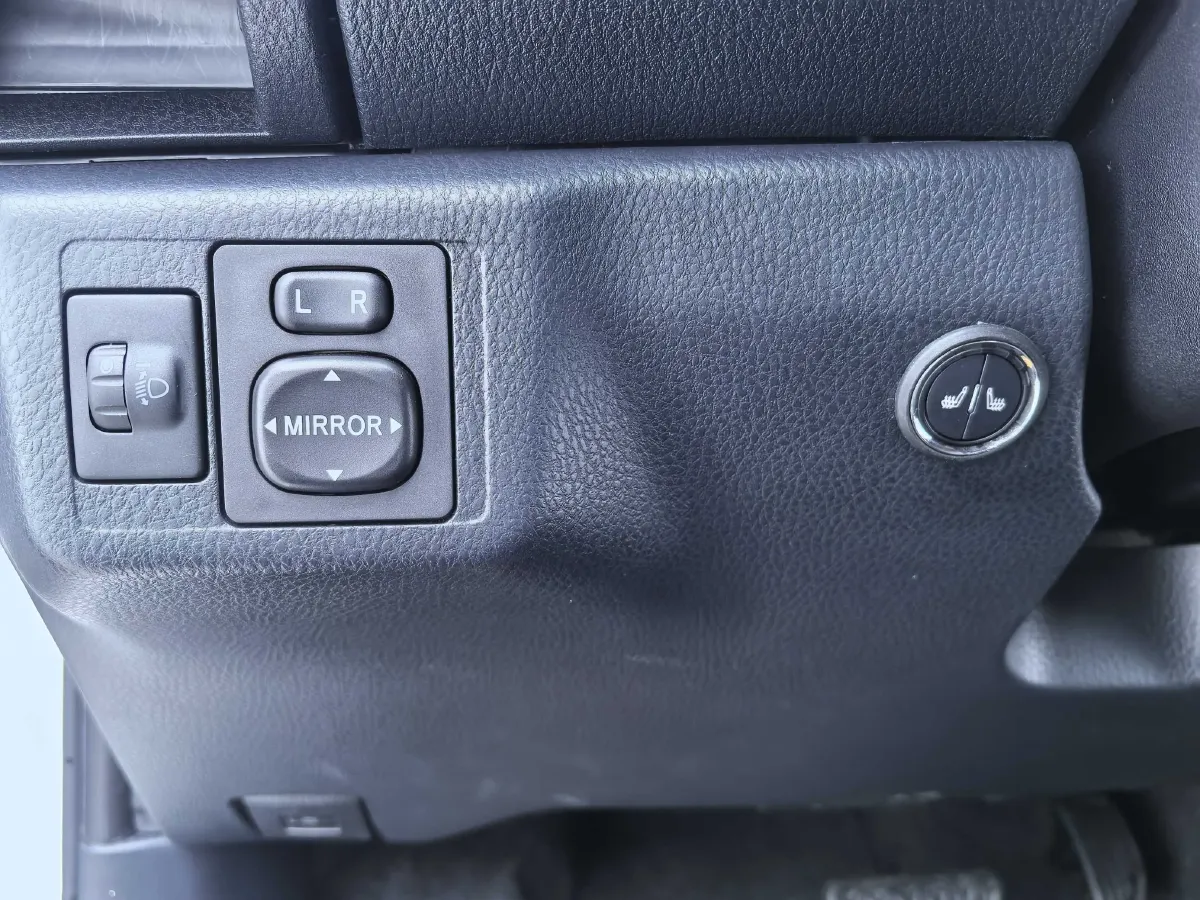 2021 Toyota Yaris L 1.5L 112HP L4 CVT,autocango,china used car exporter,china ev exporter,chinese used car exporter,chinese used ev exporter