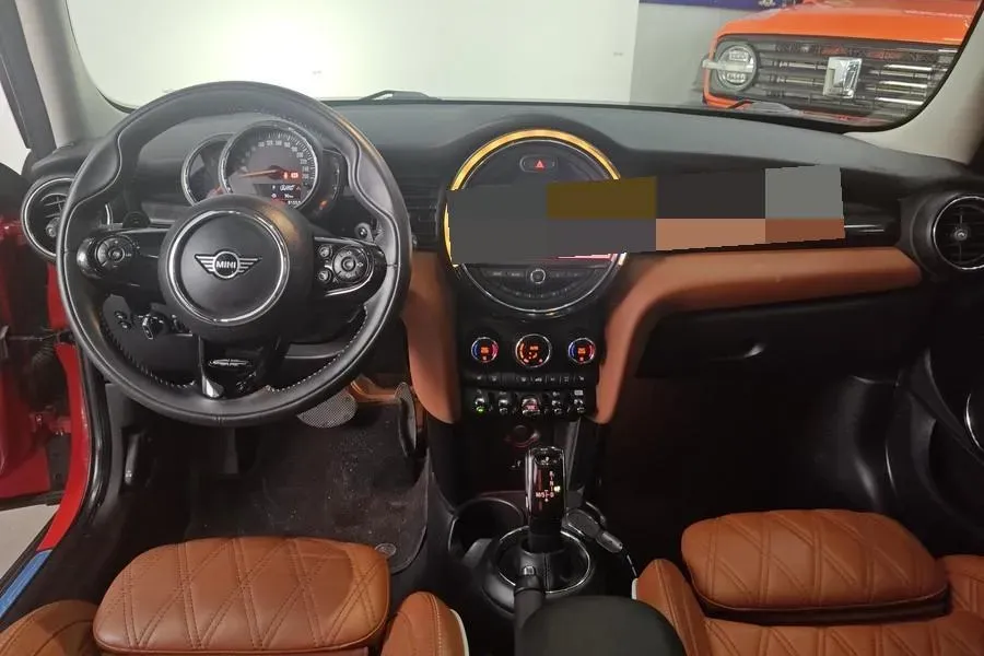 2020 MINI MINI 2.0T 192HP L4 7DCT,autocango,china used car exporter,china ev exporter,chinese used car exporter,chinese used ev exporter