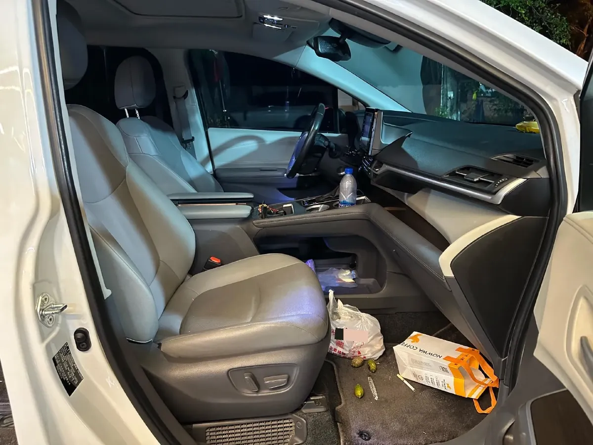2021 Toyota Sienna 2.5L 192HP L4 E-CVT Hybrid,autocango,china used car exporter,china ev exporter,chinese used car exporter,chinese used ev exporter