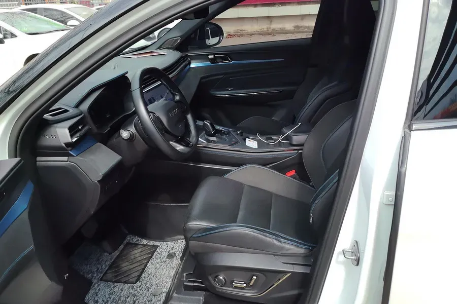 2021 Peugeot 508L 1.6T 200HP L4 8AT PHEV 12KWH,autocango,china used car exporter,china ev exporter,chinese used car exporter,chinese used ev exporter