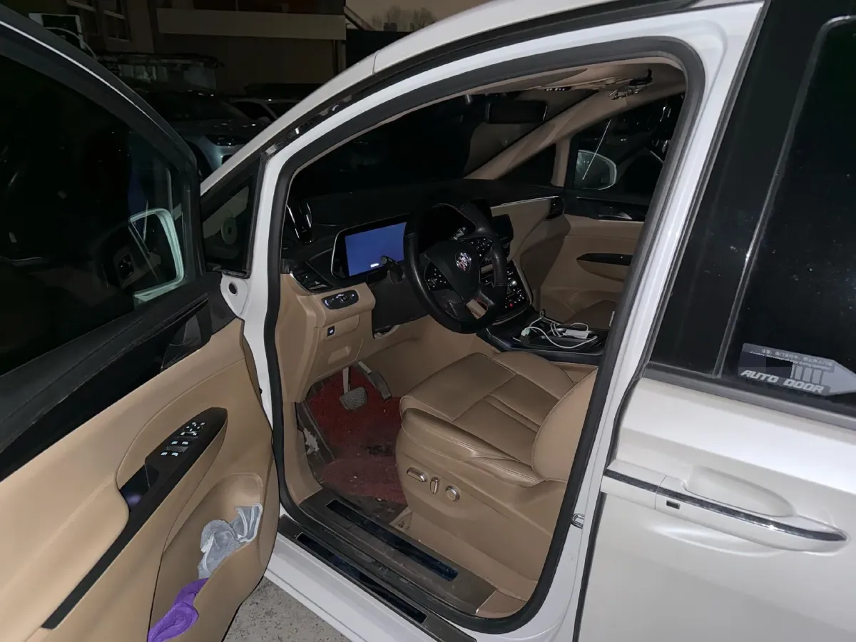 2021 Buick GL8 2.0T 237HP L4 9AT,autocango,china used car exporter,china ev exporter,chinese used car exporter,chinese used ev exporter