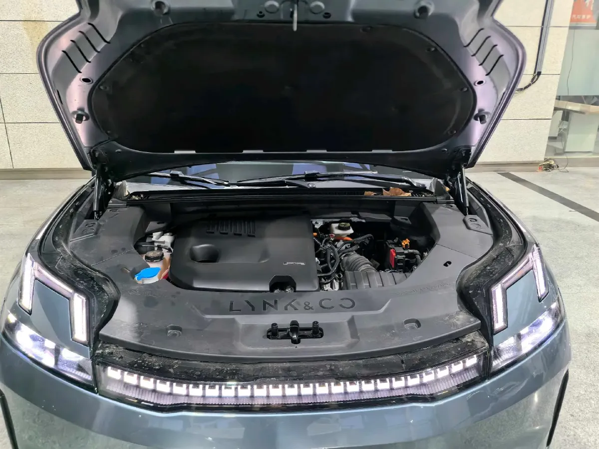 2023 LYNK&CO 08 EM-P 1.5T 163HP L4 3DHT PHEV 39.6KWH,autocango,china used car exporter,china ev exporter,chinese used car exporter,chinese used ev exporter