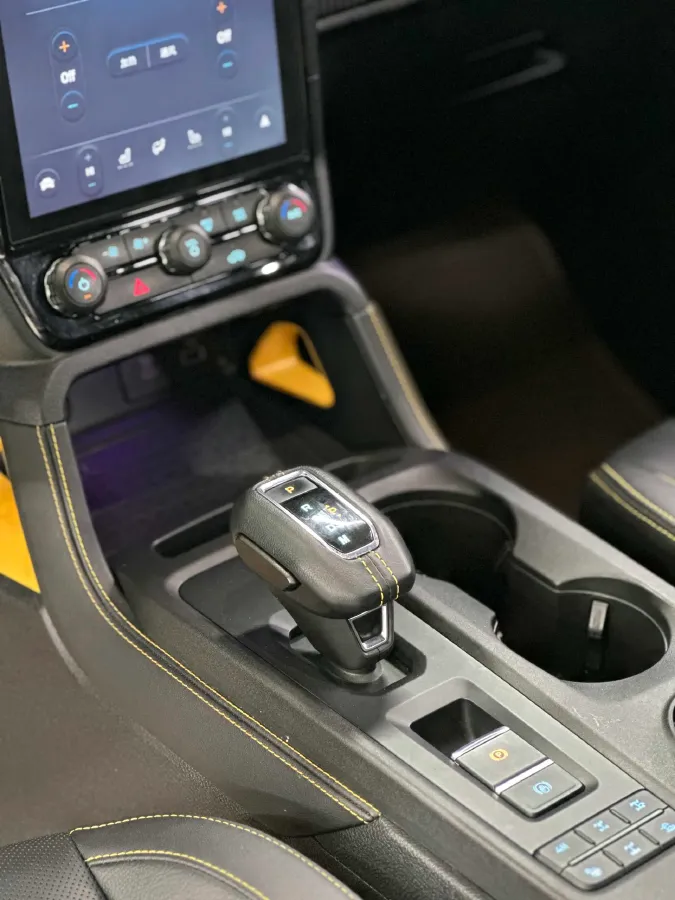 2023 Ford Ranger 2.3T 258HP L4 8AT,autocango,china used car exporter,china ev exporter,chinese used car exporter,chinese used ev exporter