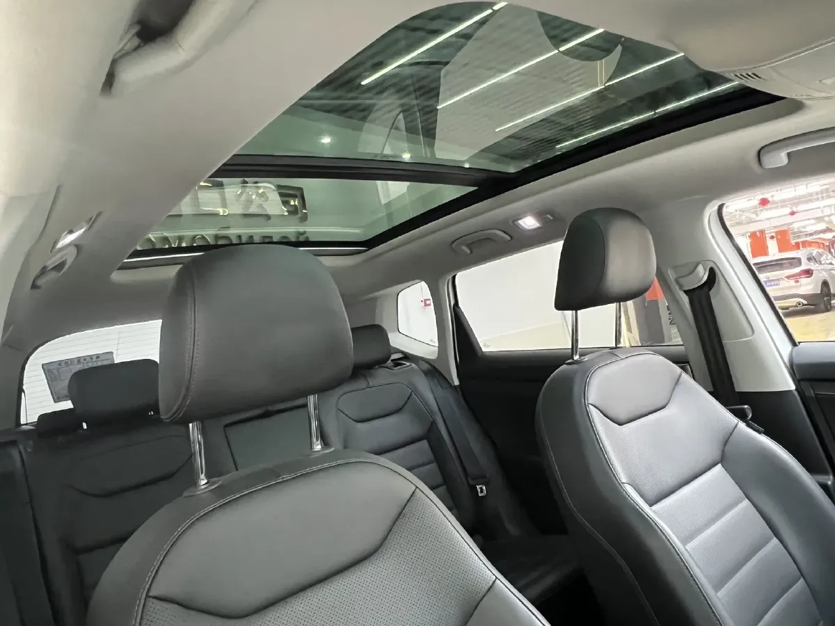 2021 Volkswagen Tharu 1.4T 150HP L4 7DCT,autocango,china used car exporter,china ev exporter,chinese used car exporter,chinese used ev exporter