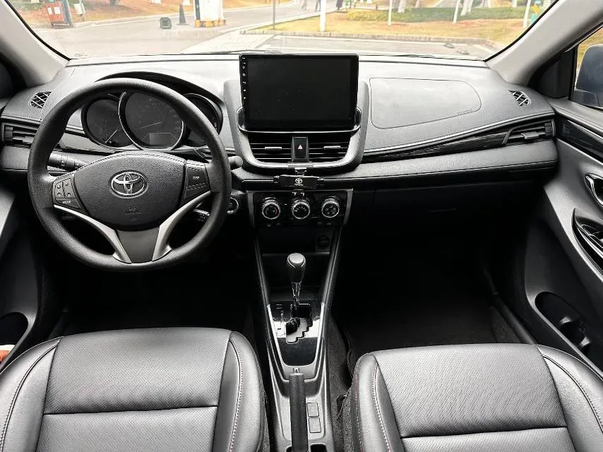 2022 Toyota Yaris L 1.5L 112HP L4 CVT,autocango,china used car exporter,china ev exporter,chinese used car exporter,chinese used ev exporter