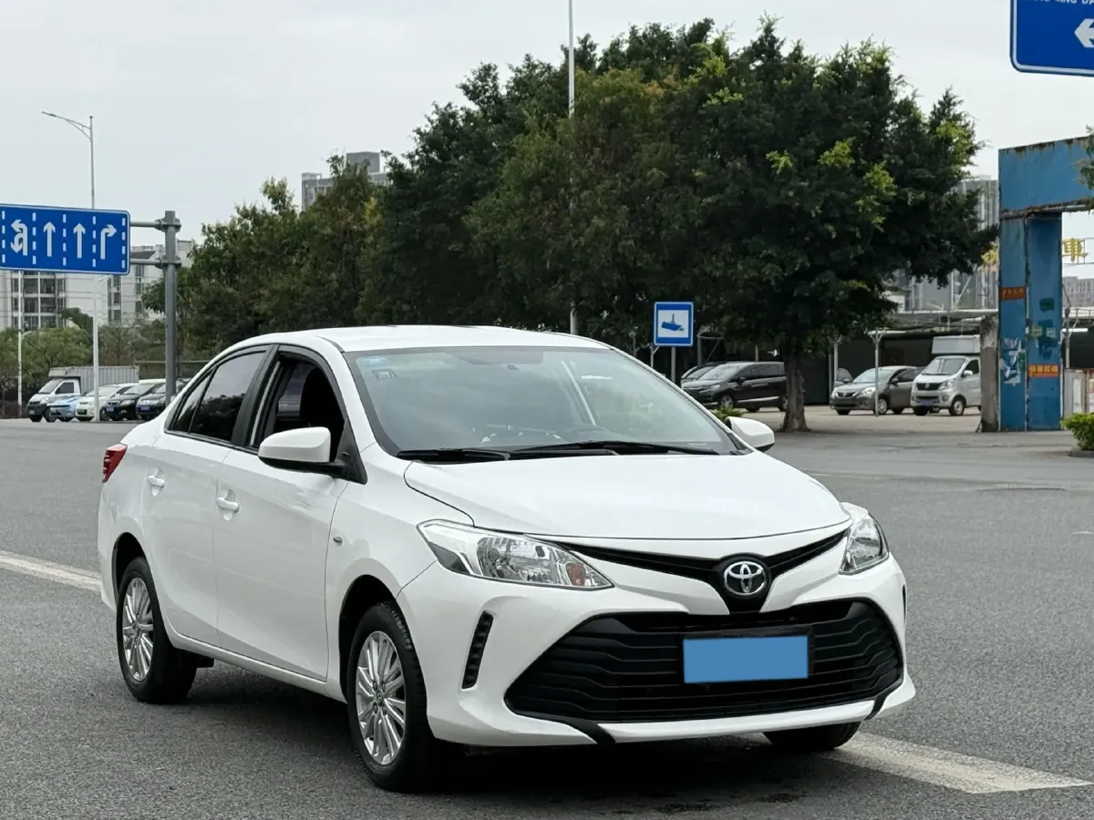 2017 Bestune X40 1.6L 114HP L4 6AT,autocango,china used car exporter,china ev exporter,chinese used car exporter,chinese used ev exporter