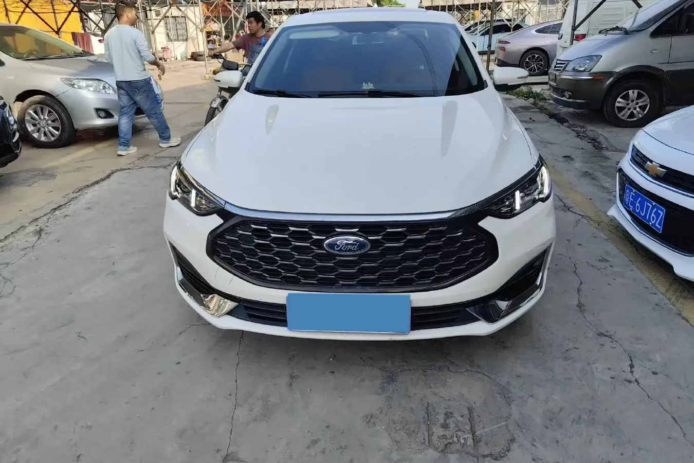 2021 Ford Escort 1.5L 122HP L3 6AT,autocango,china used car exporter,china ev exporter,chinese used car exporter,chinese used ev exporter
