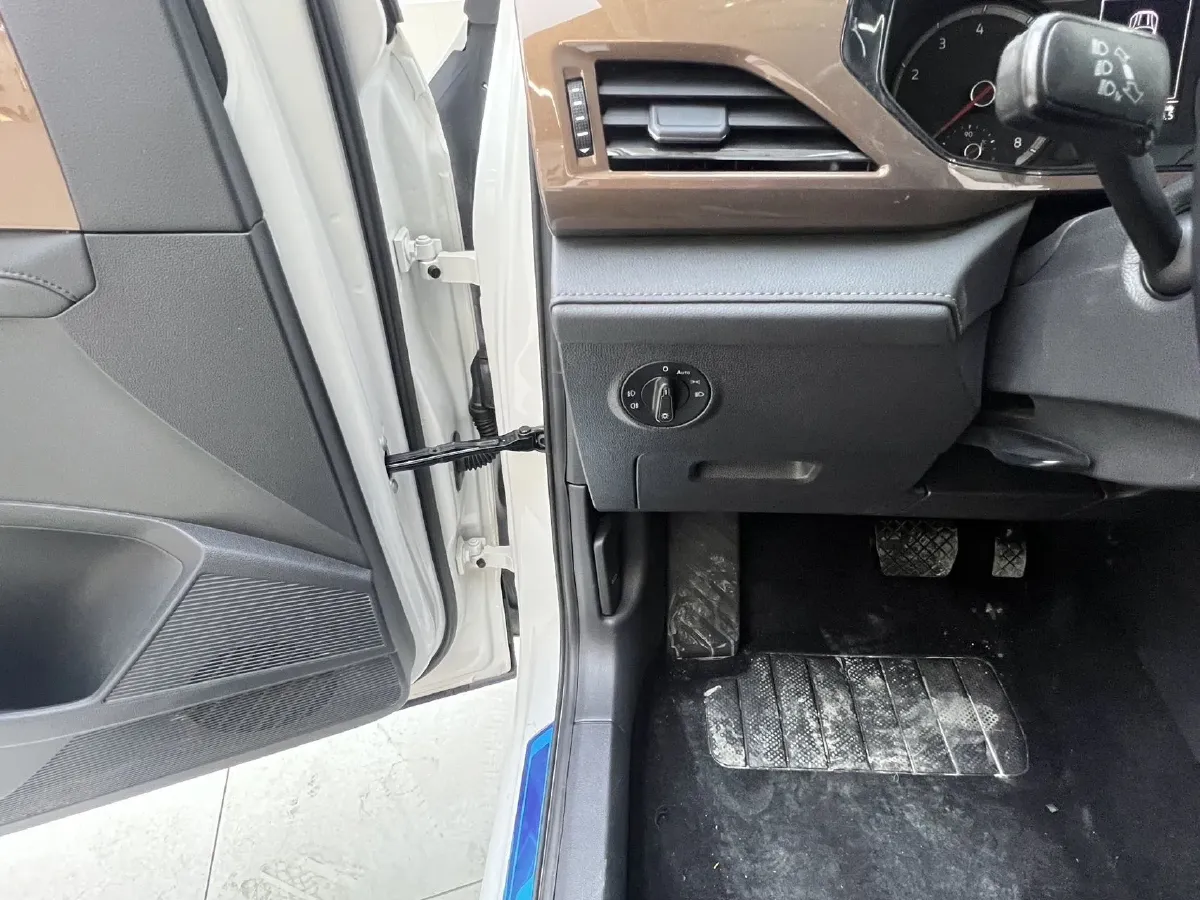 2021 Volkswagen Tharu 1.4T 150HP L4 7DCT,autocango,china used car exporter,china ev exporter,chinese used car exporter,chinese used ev exporter