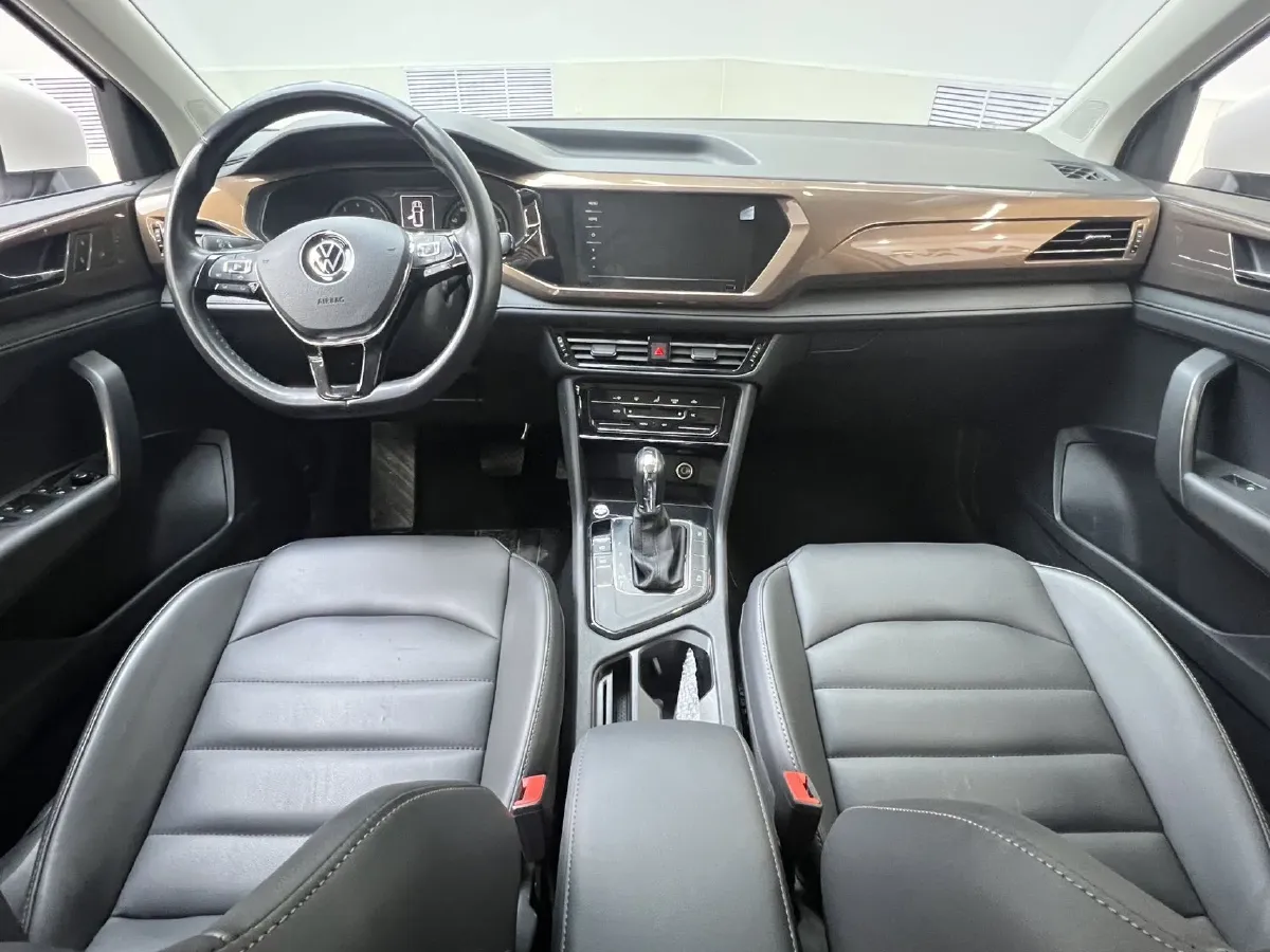 2021 Volkswagen Tharu 1.4T 150HP L4 7DCT,autocango,china used car exporter,china ev exporter,chinese used car exporter,chinese used ev exporter