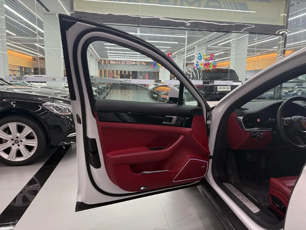 2021 Porsche Panamera 2.9T 330HP V6 8DCT,autocango,china used car exporter,china ev exporter,chinese used car exporter,chinese used ev exporter