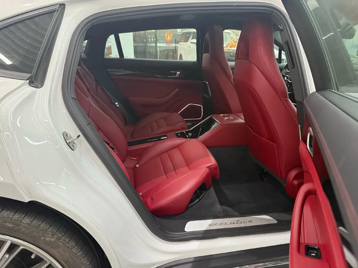 2021 Porsche Panamera 2.9T 330HP V6 8DCT,autocango,china used car exporter,china ev exporter,chinese used car exporter,chinese used ev exporter