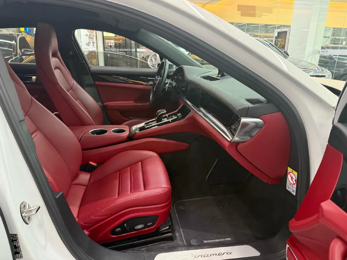 2021 Porsche Panamera 2.9T 330HP V6 8DCT,autocango,china used car exporter,china ev exporter,chinese used car exporter,chinese used ev exporter