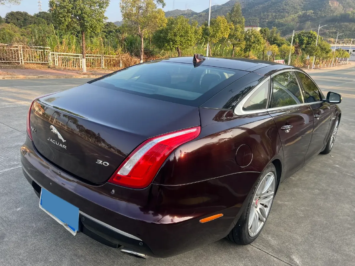 2018 Jaguar XJ 3.0T 340HP V6 8AT,autocango,china used car exporter,china ev exporter,chinese used car exporter,chinese used ev exporter