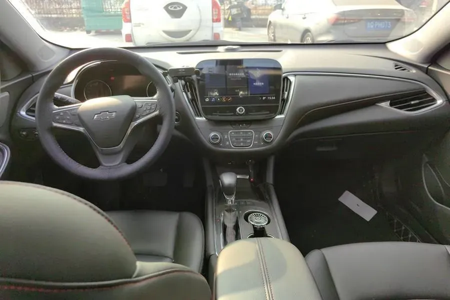 2022 Chevrolet Malibu XL 2.0T 237HP L4 9AT,autocango,china used car exporter,china ev exporter,chinese used car exporter,chinese used ev exporter