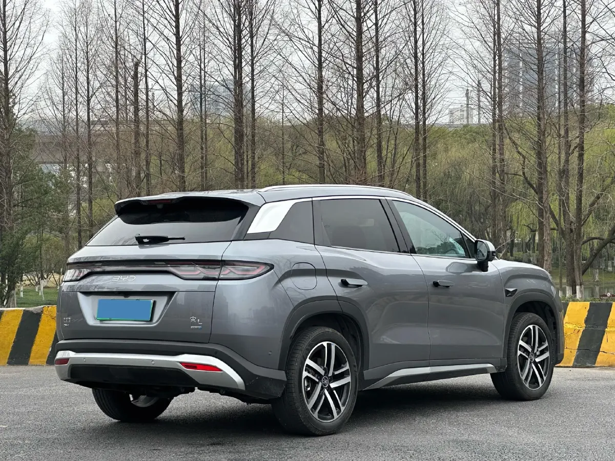 2025 BYD SongL DM-i 1.5L 101HP L4 E-CVT PHEV 18.3KWH,autocango,china used car exporter,china ev exporter,chinese used car exporter,chinese used ev exporter