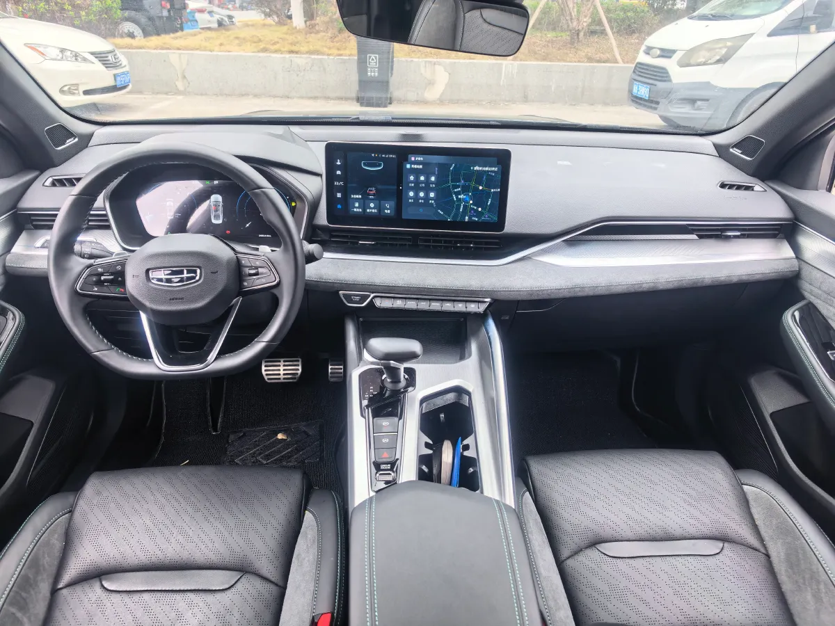 2023 Geely Preface 2.0T 190HP L4 7DCT,autocango,china used car exporter,china ev exporter,chinese used car exporter,chinese used ev exporter