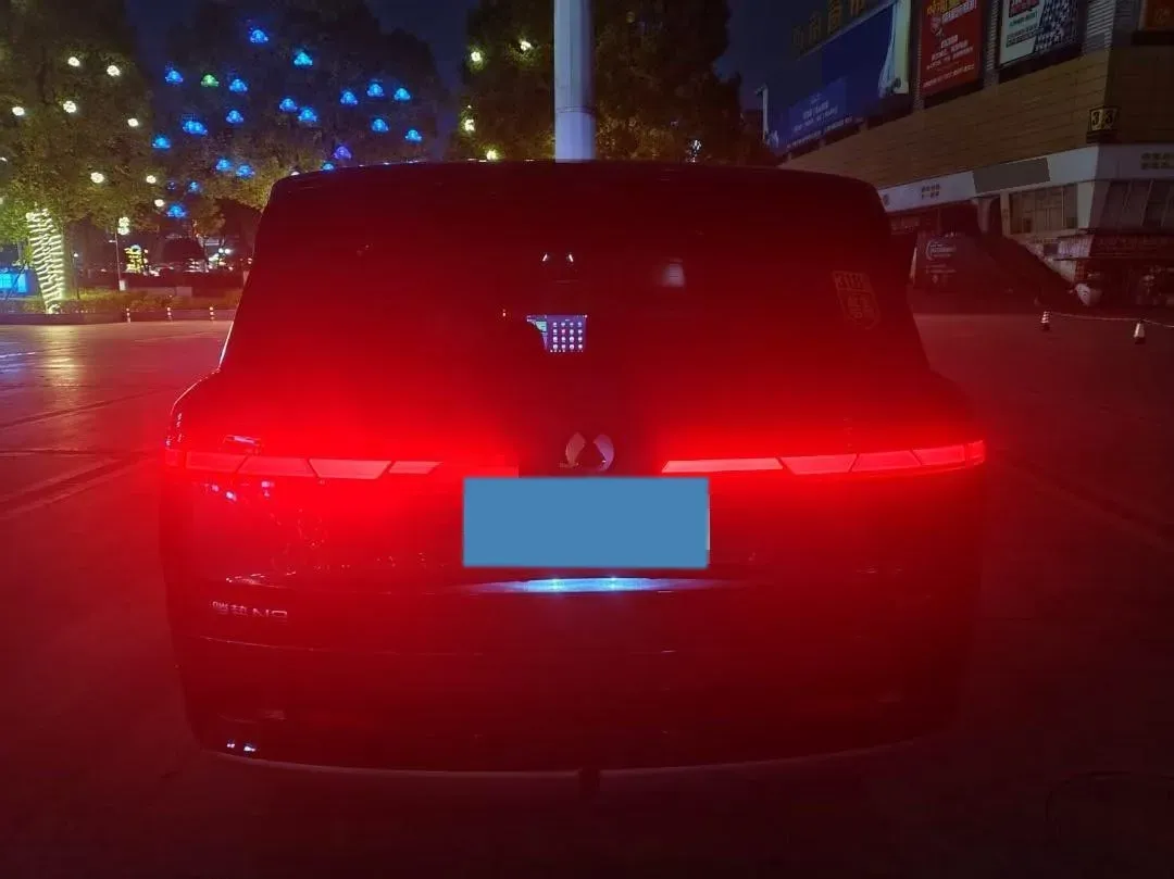 2025 Denza DenzaN9 2.0T 207HP L4 E-CVT PHEV,autocango,china used car exporter,china ev exporter,chinese used car exporter,chinese used ev exporter