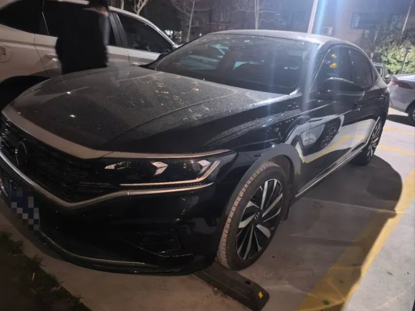2023 Volkswagen Passat 2.0T 186HP L4 7DCT,autocango,china used car exporter,china ev exporter,chinese used car exporter,chinese used ev exporter