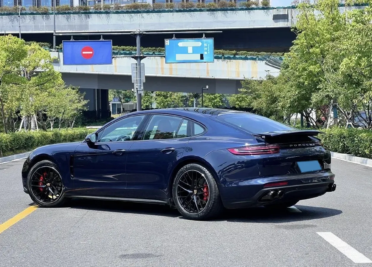 2021 Porsche Panamera 2.9T 330HP V6 8DCT,autocango,china used car exporter,china ev exporter,chinese used car exporter,chinese used ev exporter