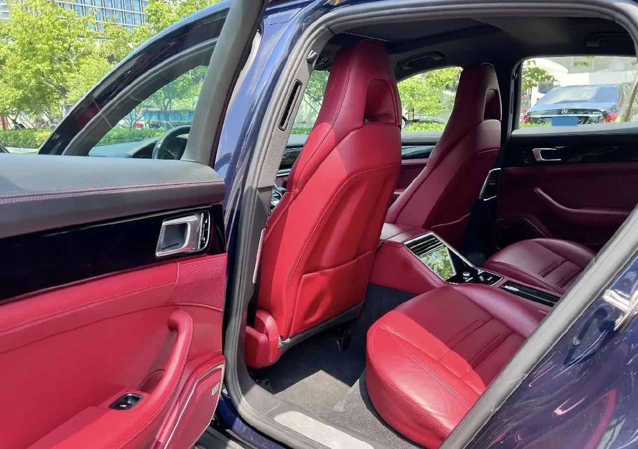 2021 Porsche Panamera 2.9T 330HP V6 8DCT,autocango,china used car exporter,china ev exporter,chinese used car exporter,chinese used ev exporter