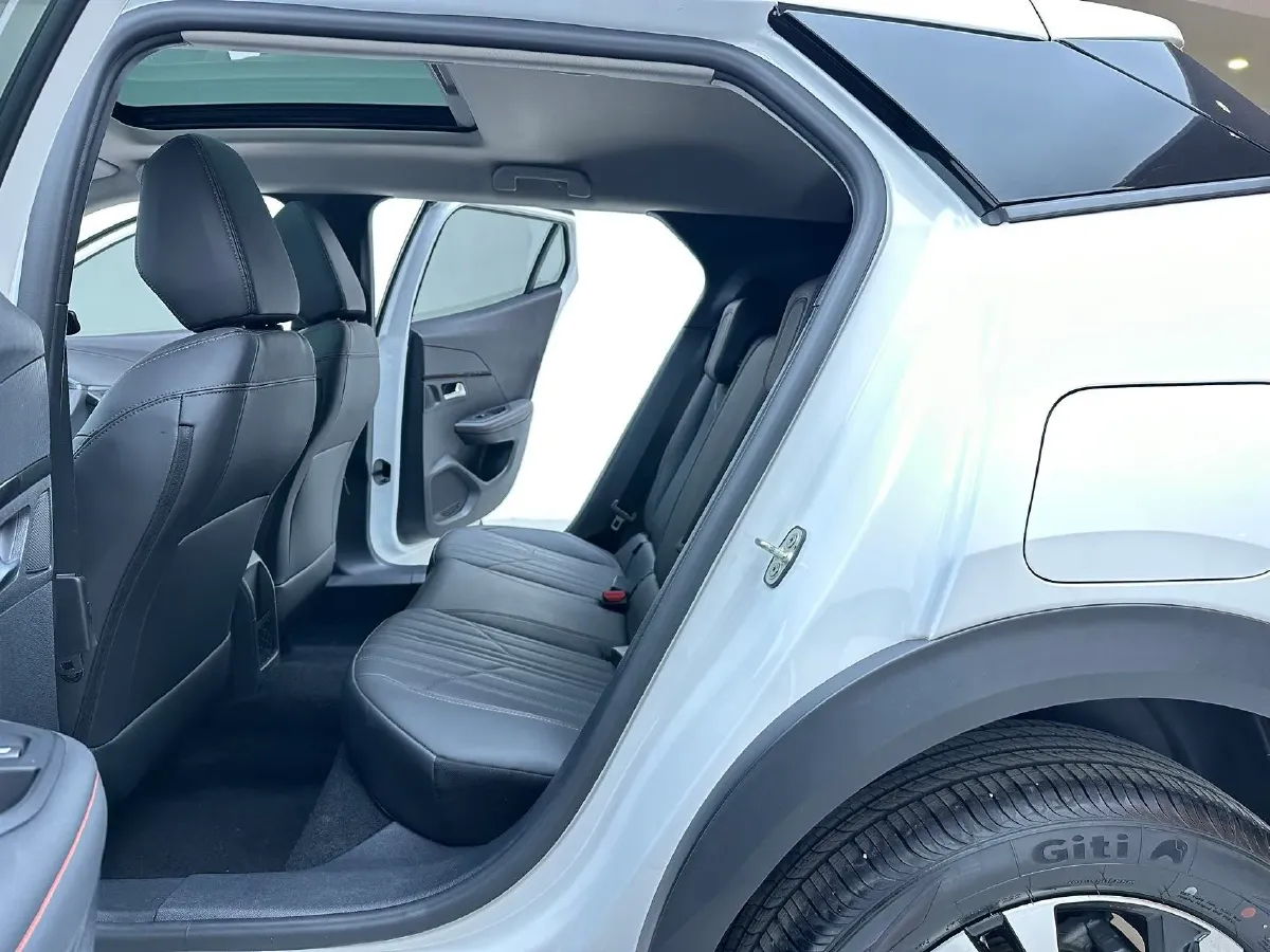 2022 Hyundai Elantra 1.5L 115HP L4 CVT,autocango,china used car exporter,china ev exporter,chinese used car exporter,chinese used ev exporter