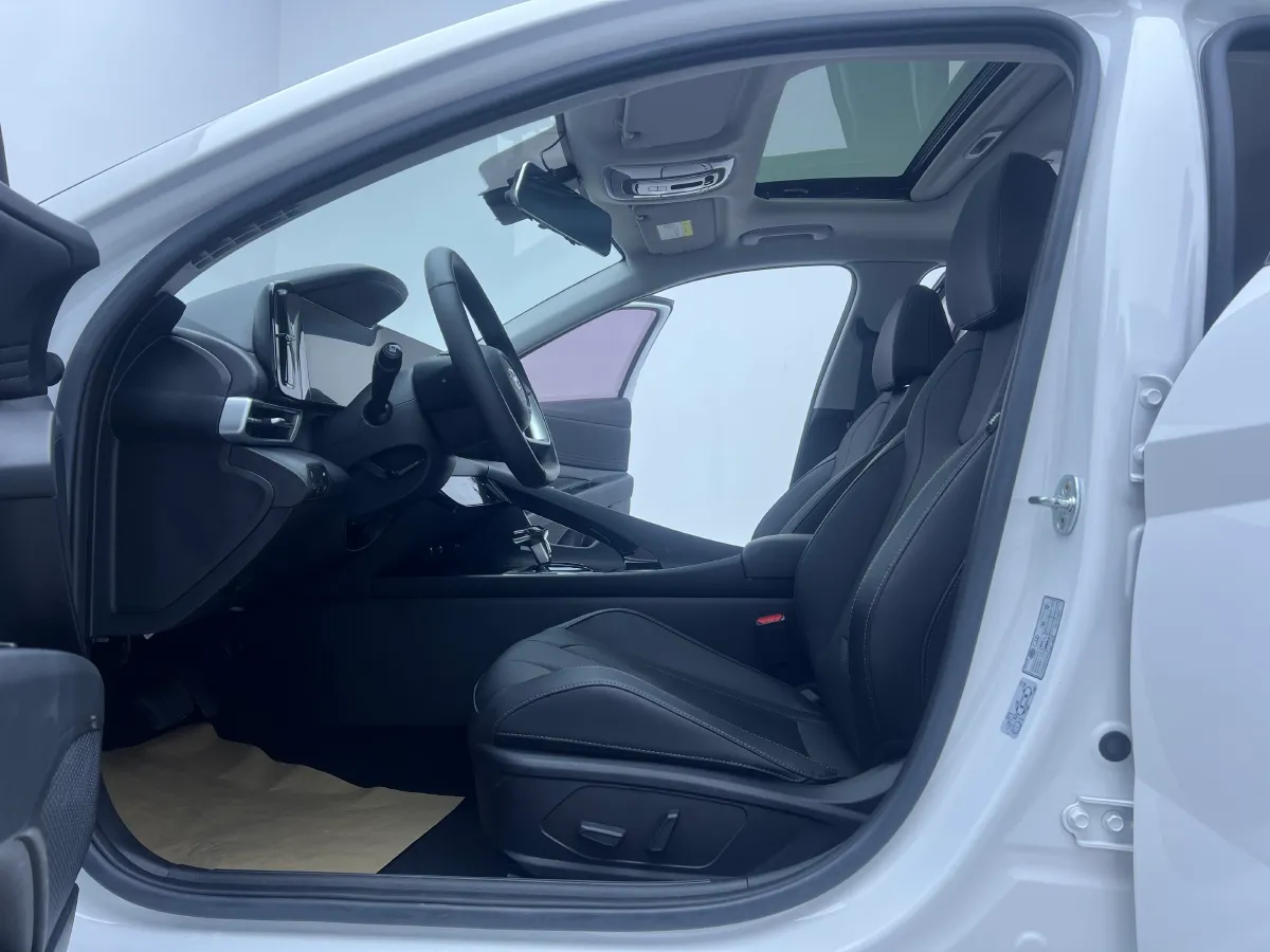 2022 Hyundai Elantra 1.5L 115HP L4 CVT,autocango,china used car exporter,china ev exporter,chinese used car exporter,chinese used ev exporter