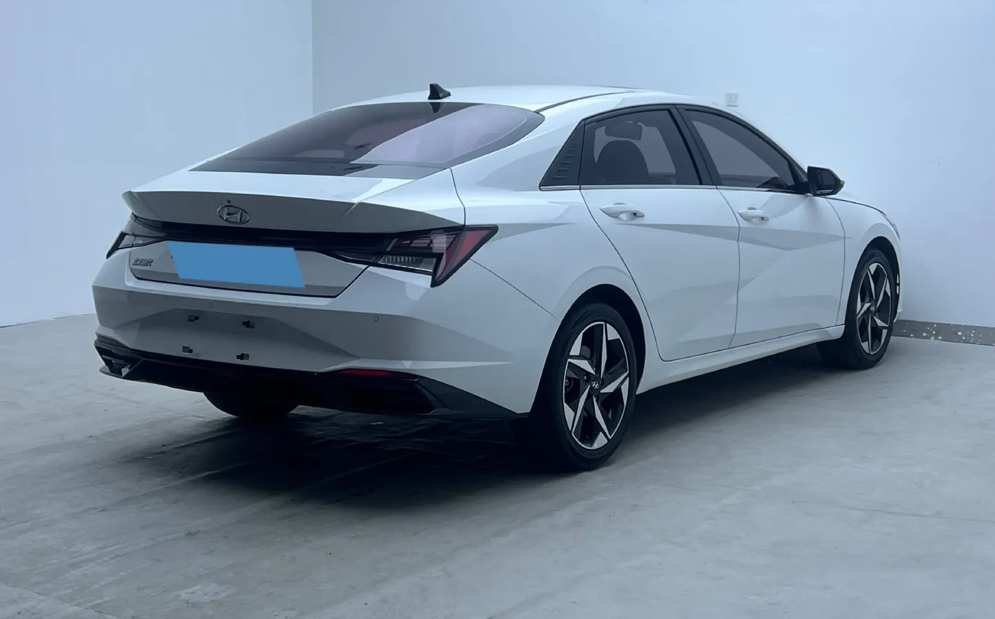 2022 Hyundai Elantra 1.5L 115HP L4 CVT,autocango,china used car exporter,china ev exporter,chinese used car exporter,chinese used ev exporter