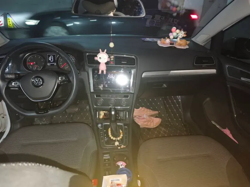 2020 Volkswagen Golf 1.4T 150HP L4 7DCT,autocango,china used car exporter,china ev exporter,chinese used car exporter,chinese used ev exporter