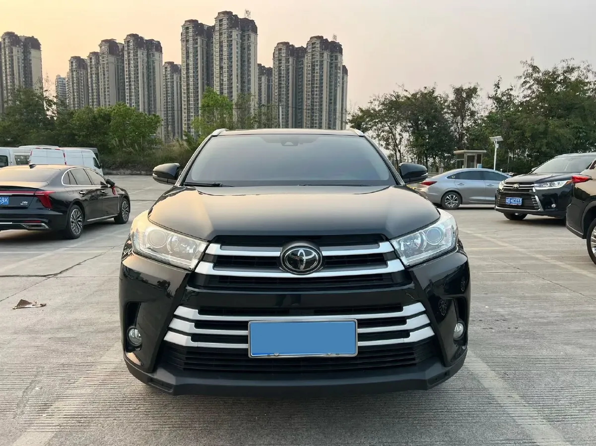2018 Toyota Highlander 2.0T 220HP L4 6AT,autocango,china used car exporter,china ev exporter,chinese used car exporter,chinese used ev exporter