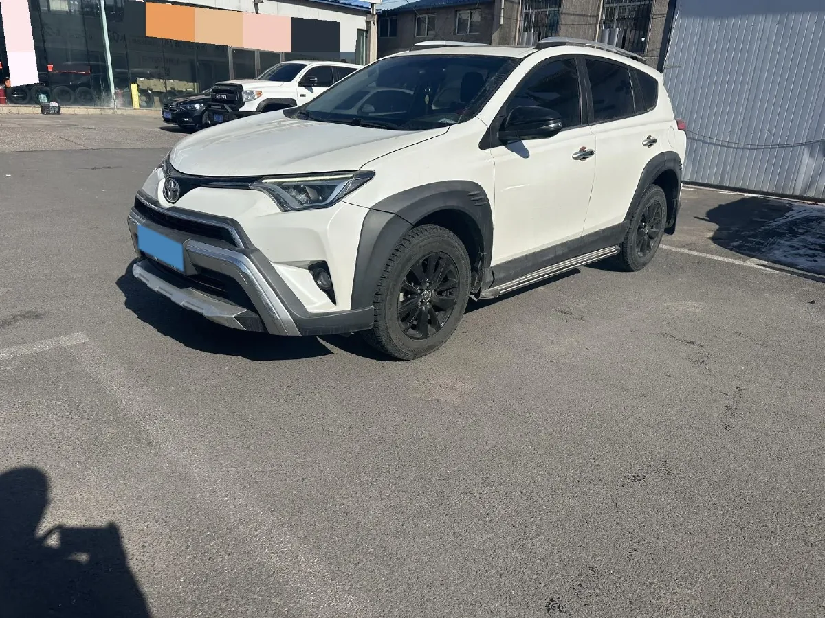 2019 Toyota RAV4 2.0L 151HP L4 CVT,autocango,china used car exporter,china ev exporter,chinese used car exporter,chinese used ev exporter