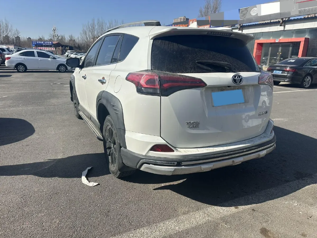 2019 Toyota RAV4 2.0L 151HP L4 CVT,autocango,china used car exporter,china ev exporter,chinese used car exporter,chinese used ev exporter