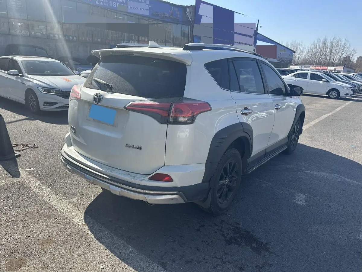 2019 Toyota RAV4 2.0L 151HP L4 CVT,autocango,china used car exporter,china ev exporter,chinese used car exporter,chinese used ev exporter