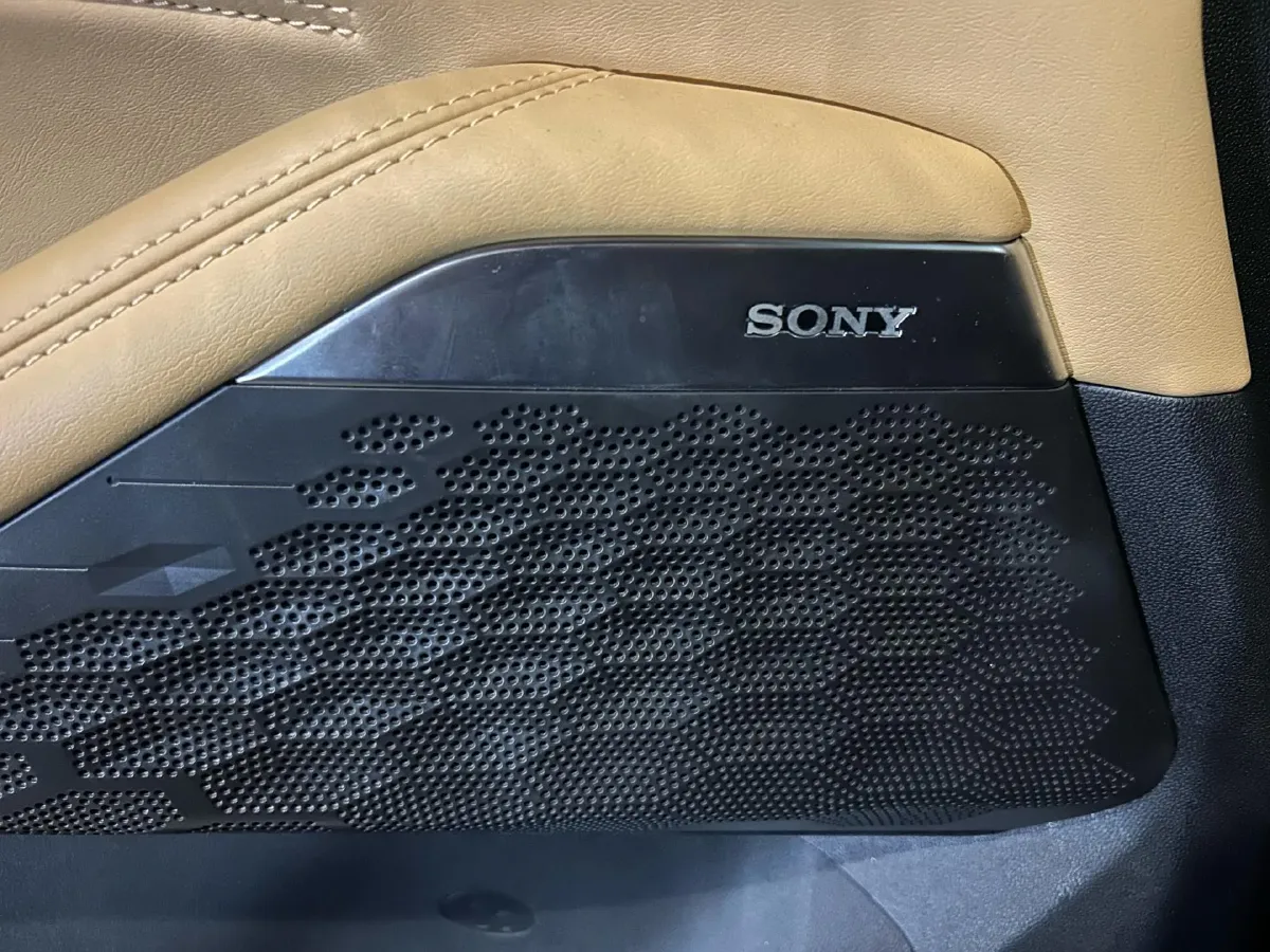 2021 ChangAn UNI-K 2.0T 233HP L4 8AT,autocango,china used car exporter,china ev exporter,chinese used car exporter,chinese used ev exporter